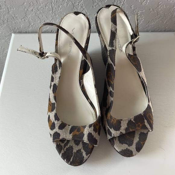VIA SPIGA Leopard Slingback Peeptoe Wedges 8 - Picture 8 of 9